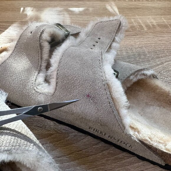 New Birkenstock Arizona Shearling Sandals in Taupe Suede 38 - Picture 6 of 13